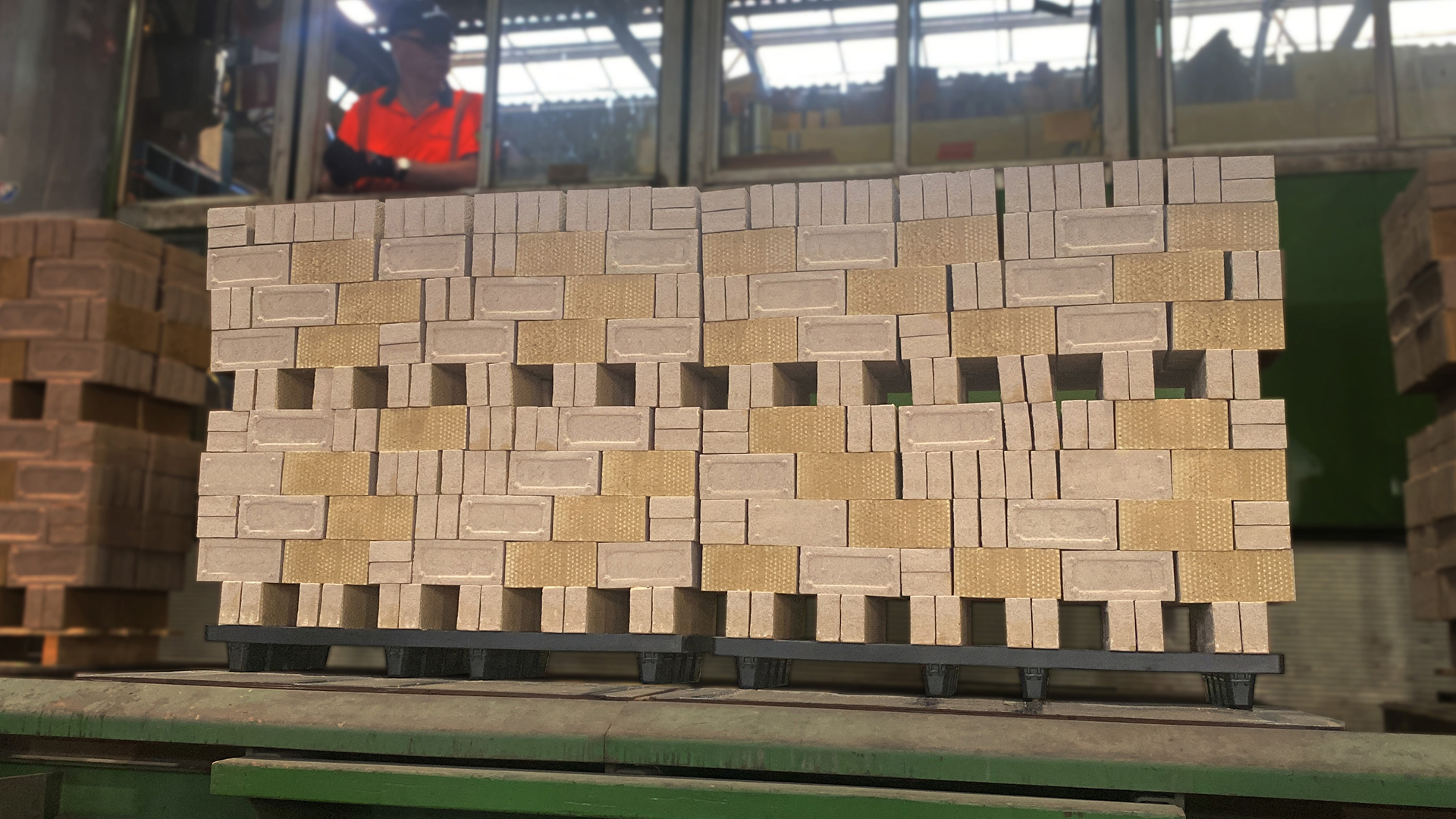 Foto kunststof HULO Retourpallet